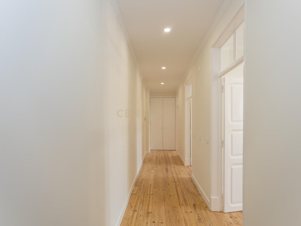Magnífico Apartamento T3 no Centro de Setúbal - Image 19