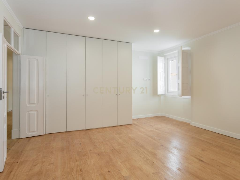 Magnífico Apartamento T3 no Centro de Setúbal - Image 21