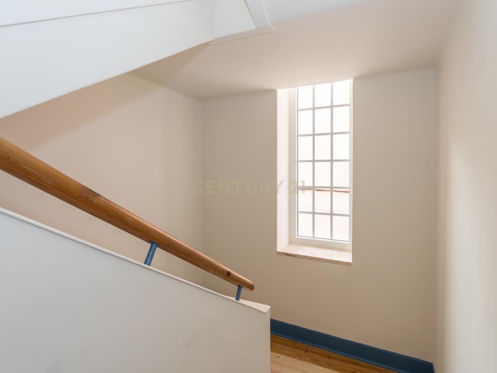 Magnífico Apartamento T3 no Centro de Setúbal - Image 18