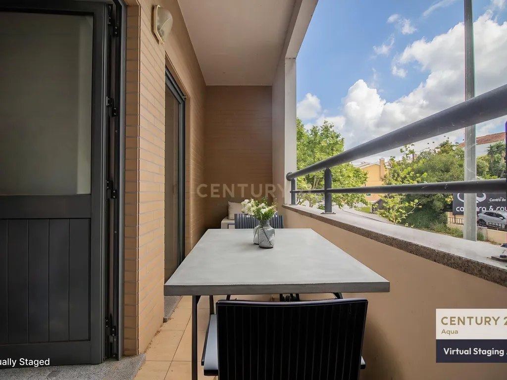 Apartamento T3 c/ 2 Varandas, Garagem Dupla e Terraço com Sala de Eventos - Image 27