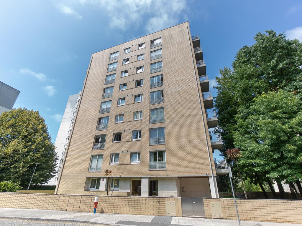 Apartamento T2 para Arrendamento em Lordelo do Ouro, Porto - Image 23
