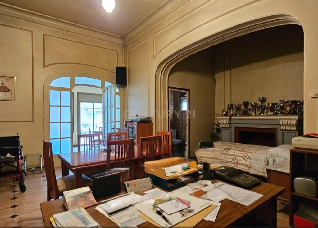 GRANDE CASA À VENDA NO CENTRO DA VILA DE CERVELLÓ, A APENAS 15 KM DE BARCELONA E DO AEROPORTO EL PRAT - IDEAL PARA VÁRIAS FAMÍLIAS OU COMO MASIA SEM JARDIM - Image 10