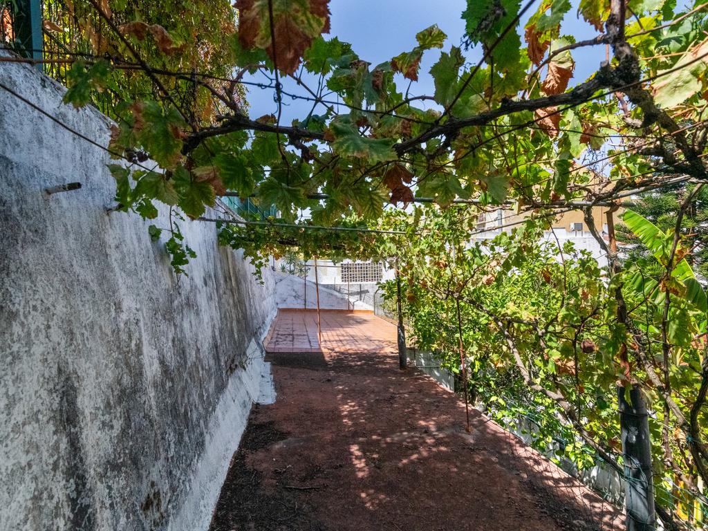 Apartamento T4+2 com logradouro de 187,75 m² na Estrela - Image 51