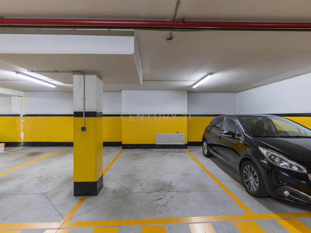 Apartamento T2 para Arrendamento em Lordelo do Ouro, Porto - Image 46