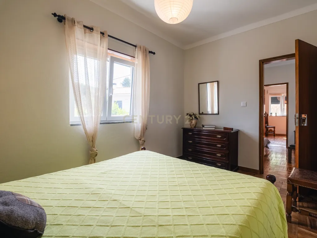 Moradia Renovada em Serpins, Lousã com 3 Casas de Banho - Image 15