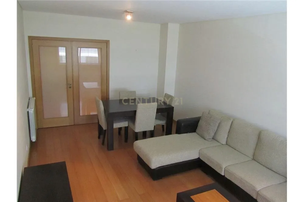 Apartamento T1 para arrendar, Pedrouços, ao Pólo Universitário - Image 4