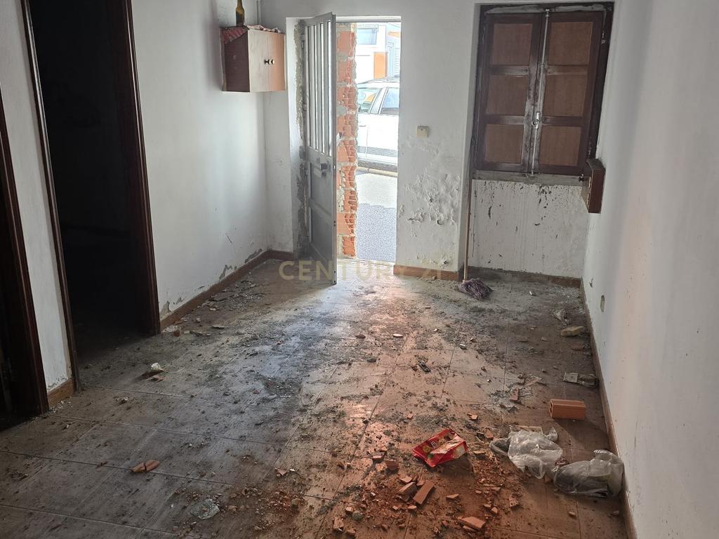 Moradia com 2 apartamentos em Odivelas - Image 26