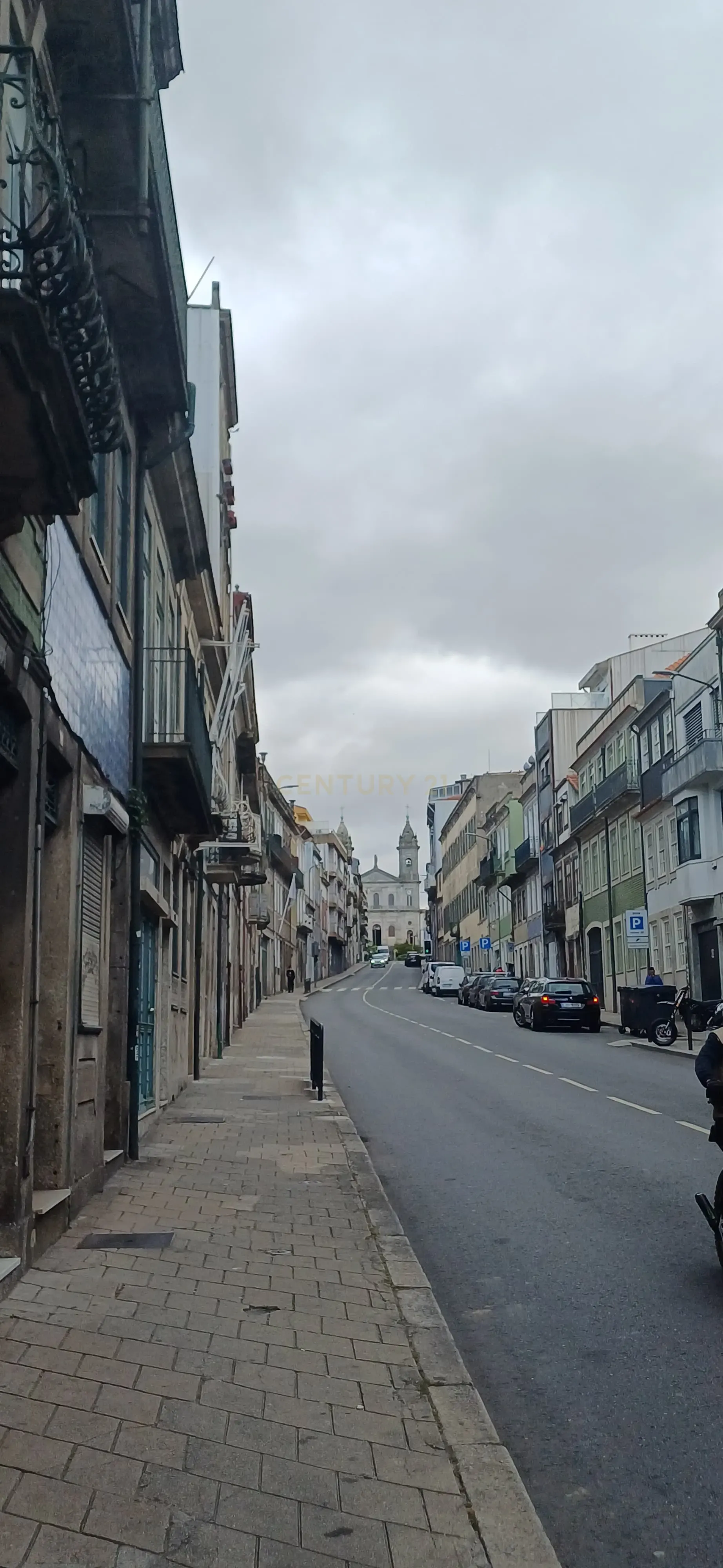 Apartamento T2+1 para Venda na Rua do Bonfim, Porto - Image 16