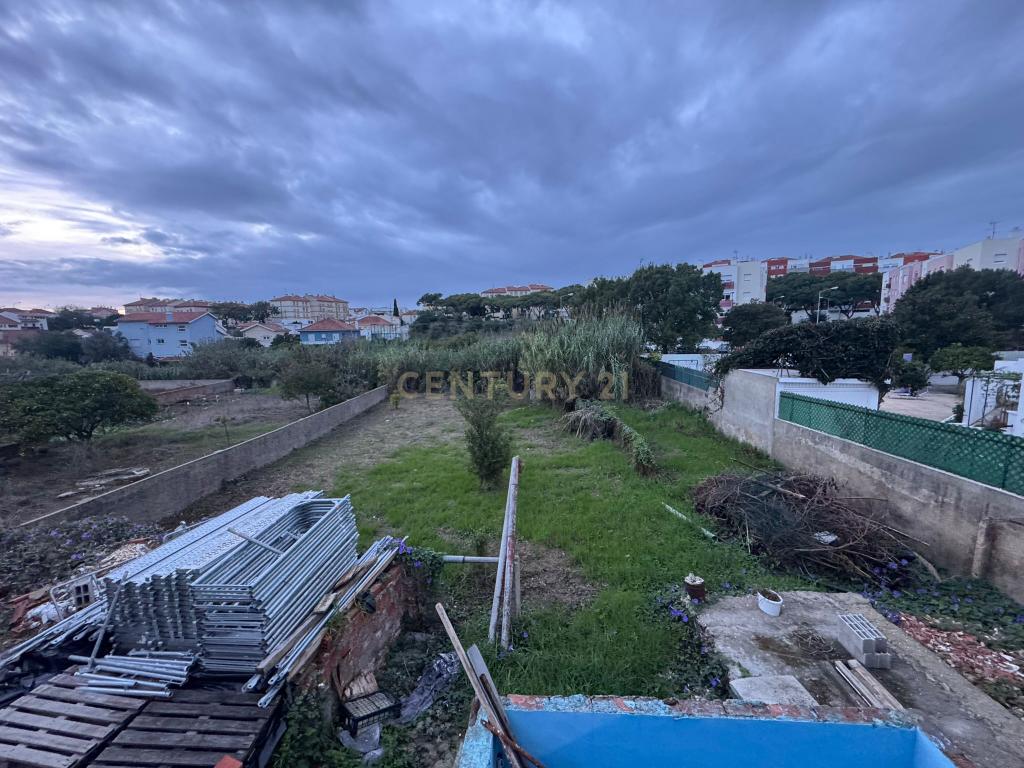 3 Moradias com terreno de 1079m2(não inclui a área de implantação das moradias) - Image 27