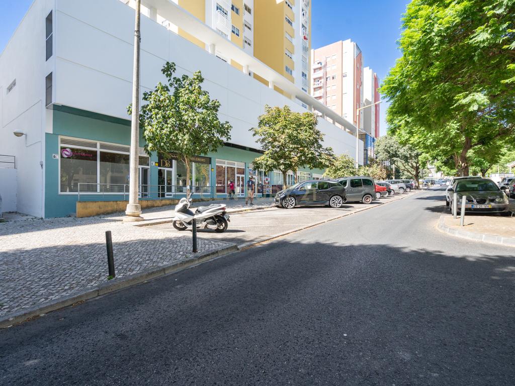 ESPAÇO COMERCIAL 142 M² + 5 ESTACIONAMENTOS | 2 PISOS | EXCELENTE OPORTUNIDADE - Image 19