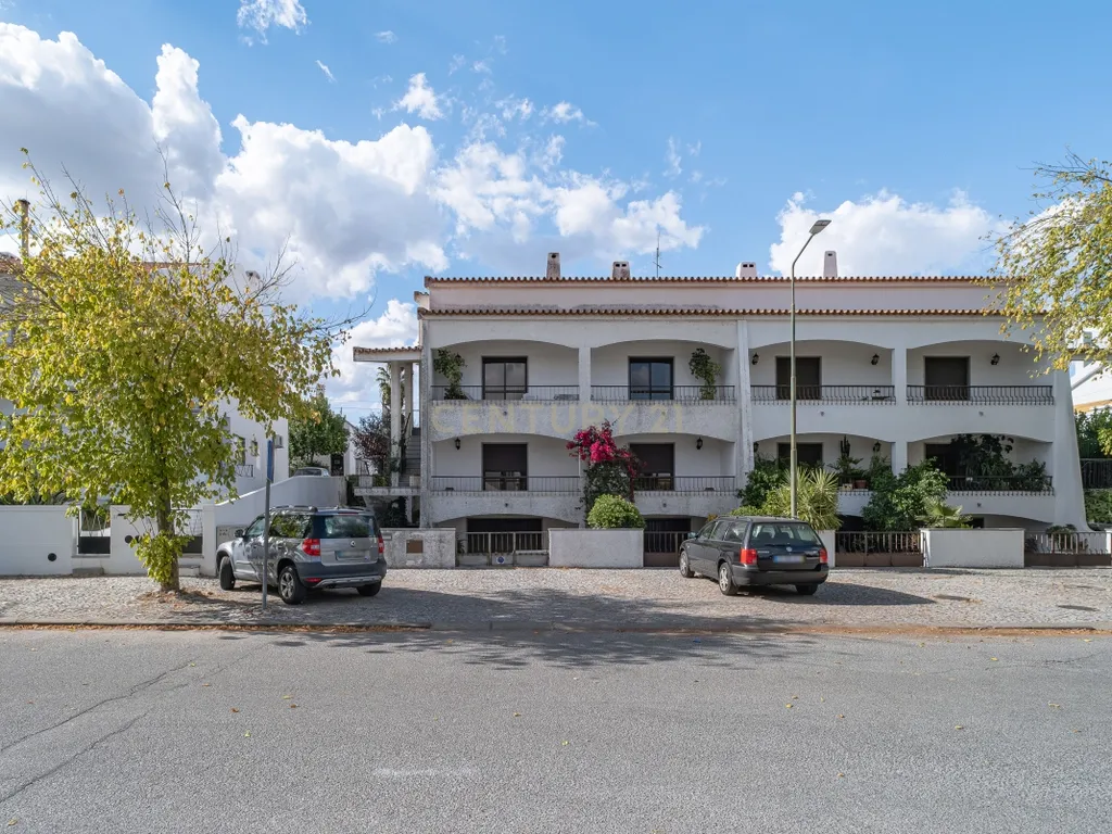 Há casas que se visitam… e há casas que se sentem. Esta é, sem dúvida, uma delas. - Image 44