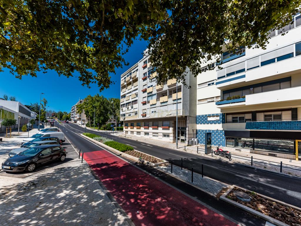  T4 no Lumiar – 143 m² com luz, espaço e equilíbrio - Image 30