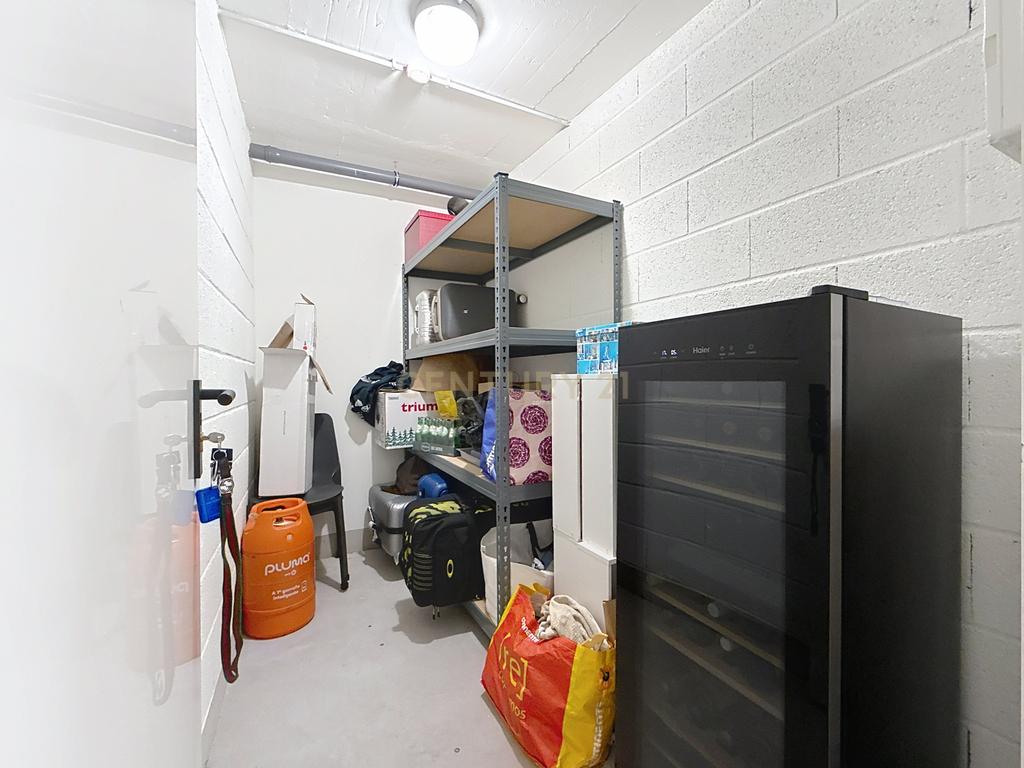 Apartamento T2 com Vista Rio, Semi-Novo, Empreendimento Seixal Baia / Vende-se com o mobiliário - Image 20
