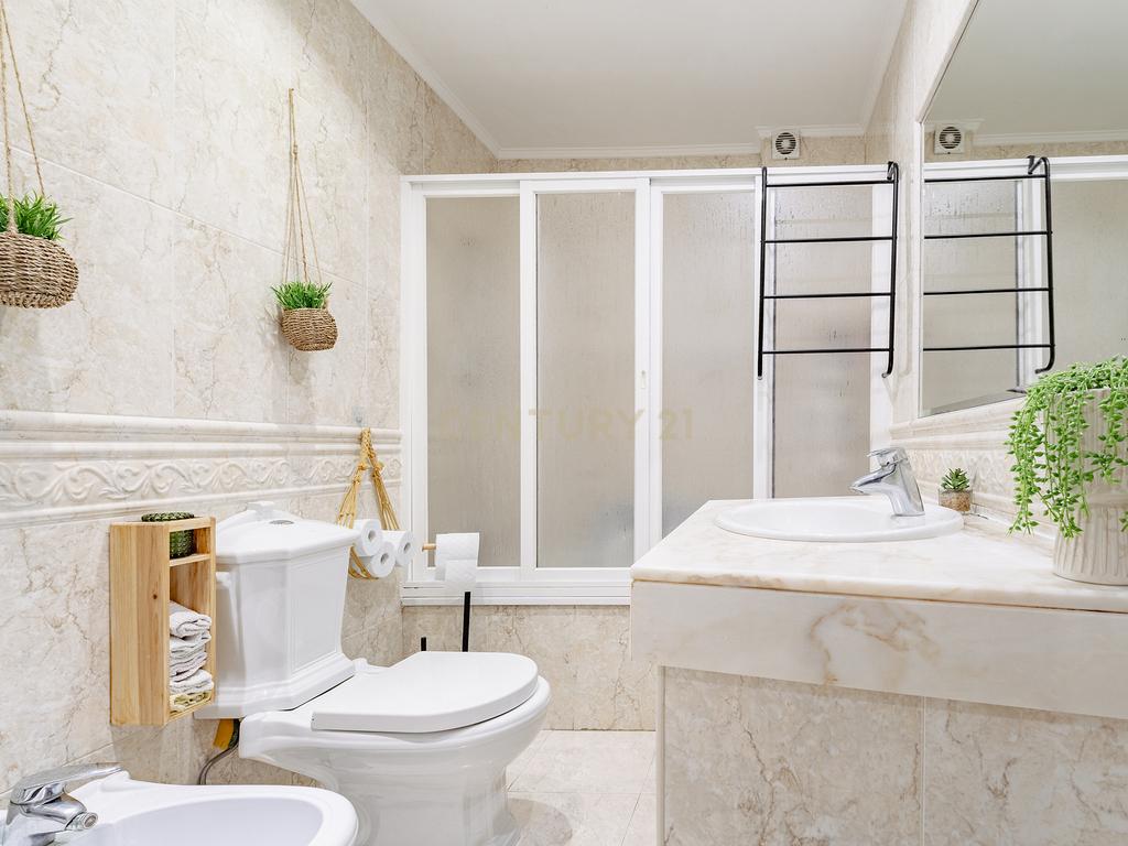 Apartamento semi-Renovado T2 em Seixal, Setúbal - 270.000€ - Image 15