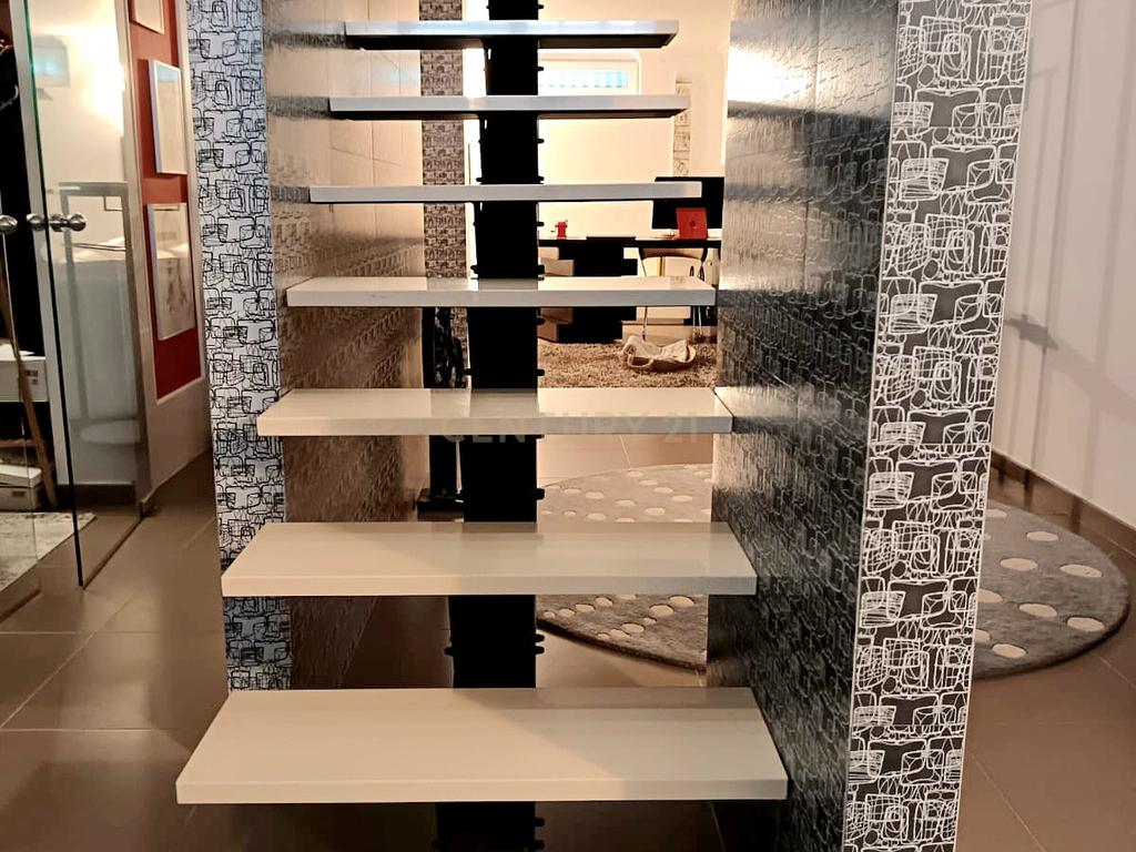 Apartamento Duplex com 175m2 - Sobreda, Almada. - Image 8