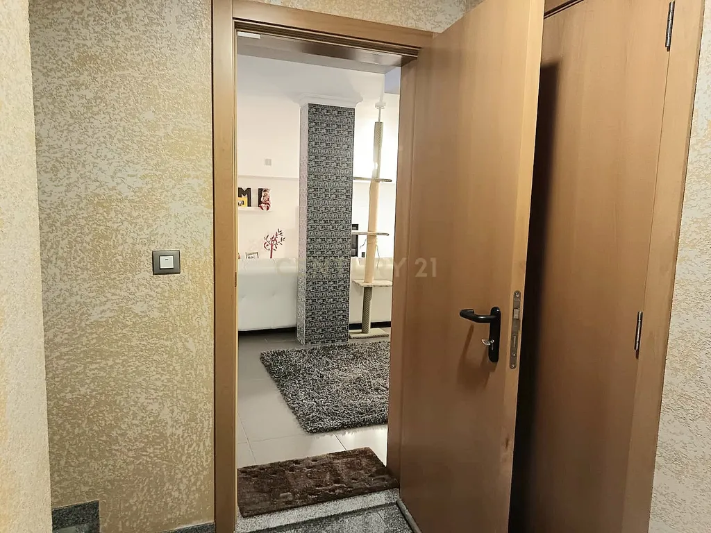 Apartamento Duplex com 175m2 - Sobreda, Almada. - Image 31