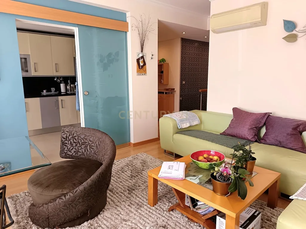 Apartamento Duplex com 175m2 - Sobreda, Almada. - Image 15