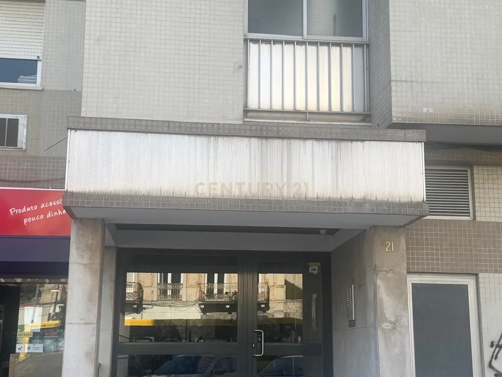 Apartamento 3 Ass. no centro de Setúbal – Av. 22 de Dezembro - Image 51