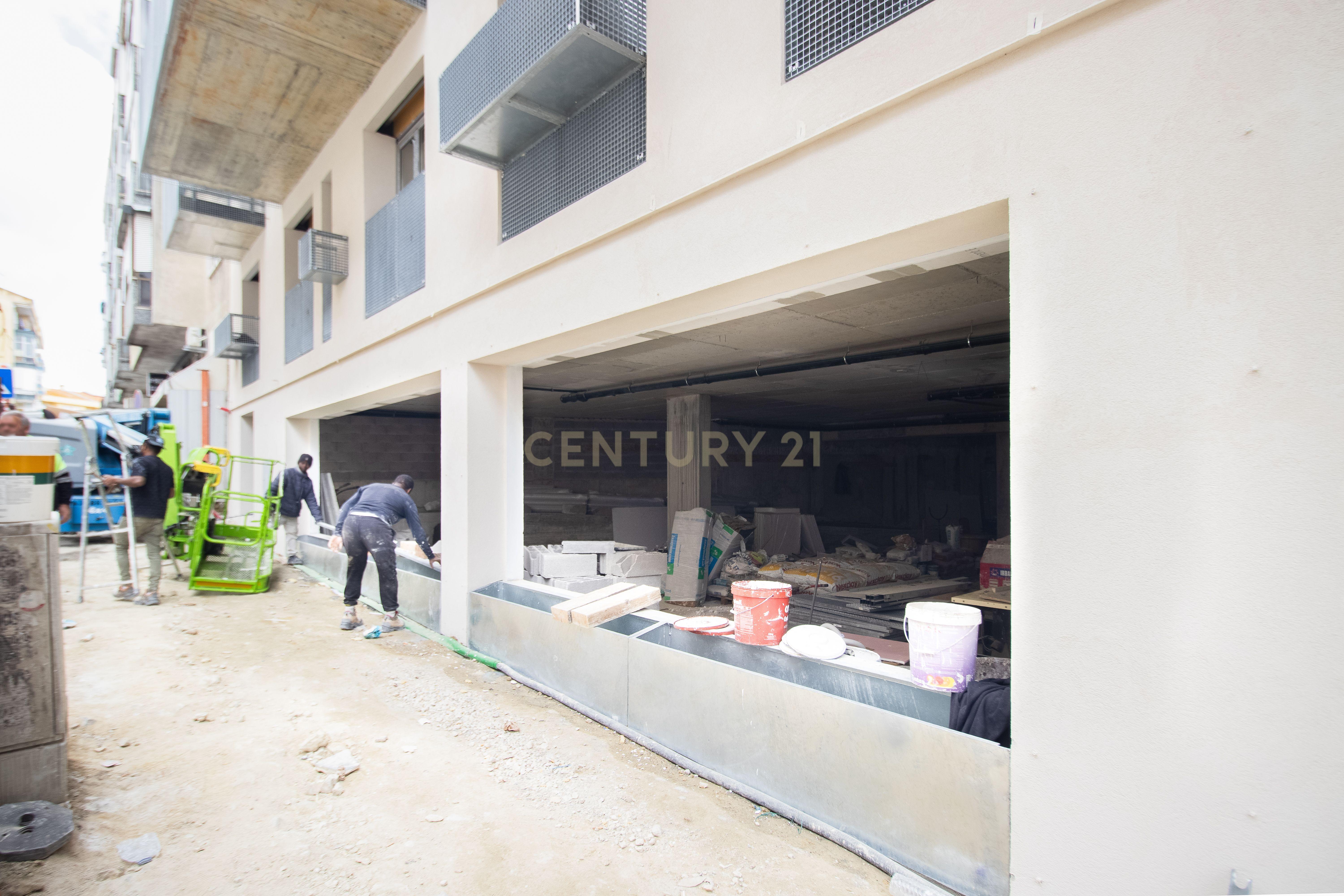 Fotografia 4 de Loja nova em Sacavém | 398 m² | Planta livre