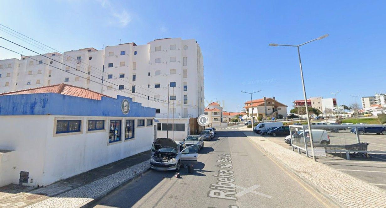 Fotografia 8 de Garagem em zona central, Ericeira - Mafra