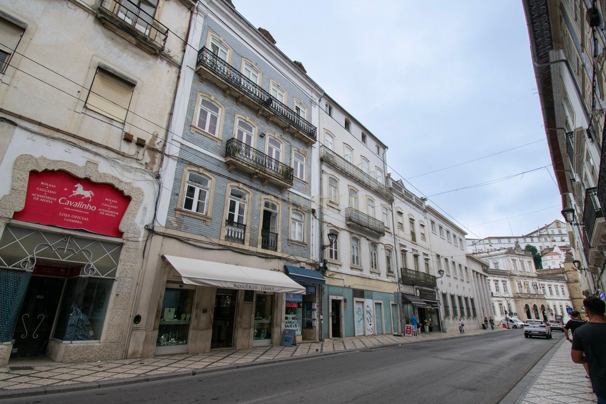 Fotografia 4 de Apartamento 4 na Rua da Sofia — História, centralidade e potencial de investimento