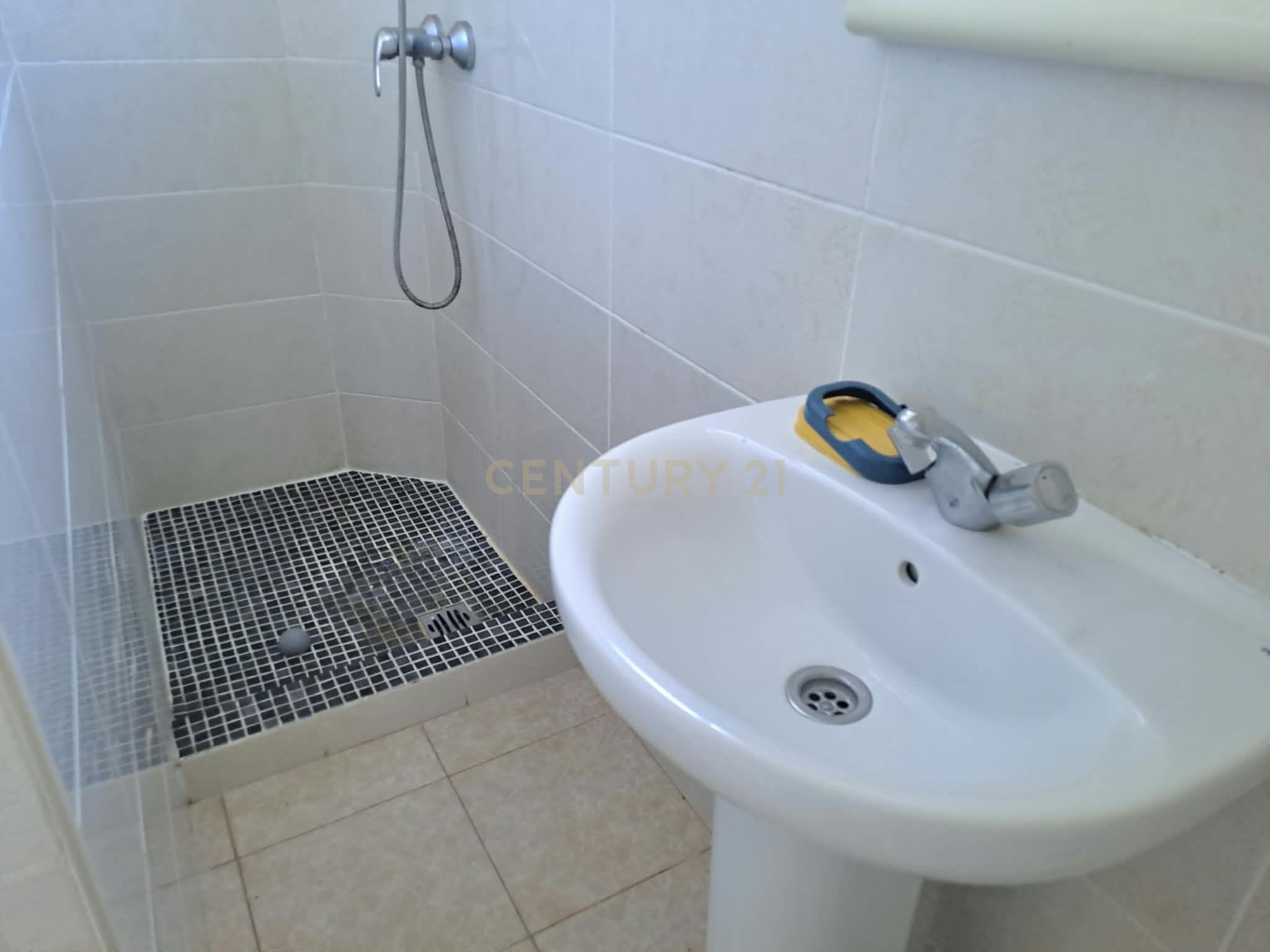 Fotografia 11 de Arredamento T2 na Av. De Moscavide