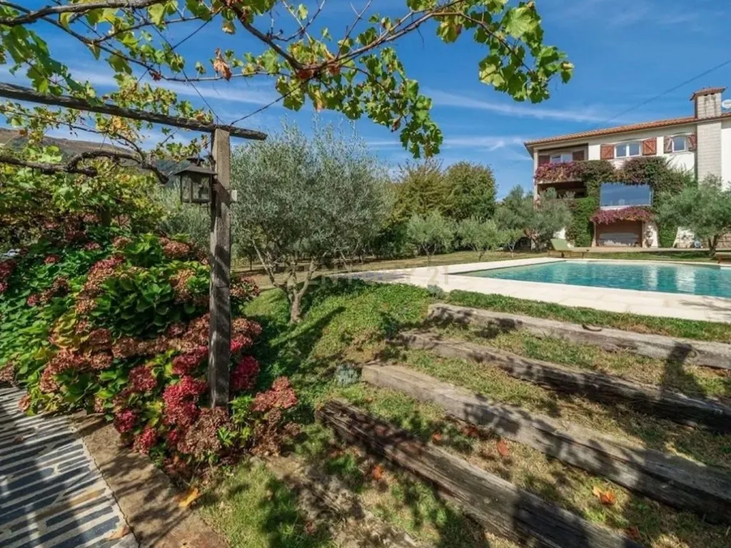 Quinta T3 + 1 com Piscina em Sermanha, Sedielos - Peso da Régua - Vila Real - Image 12