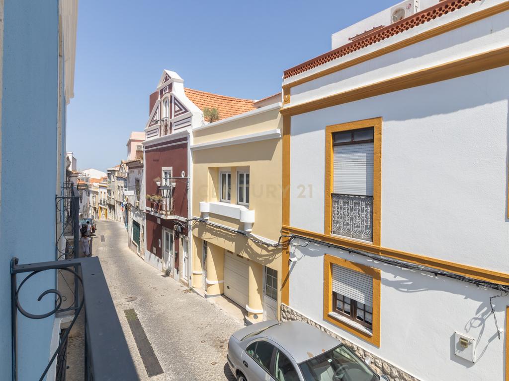 No centro de Palmela, uma casa com historia! - Image 95