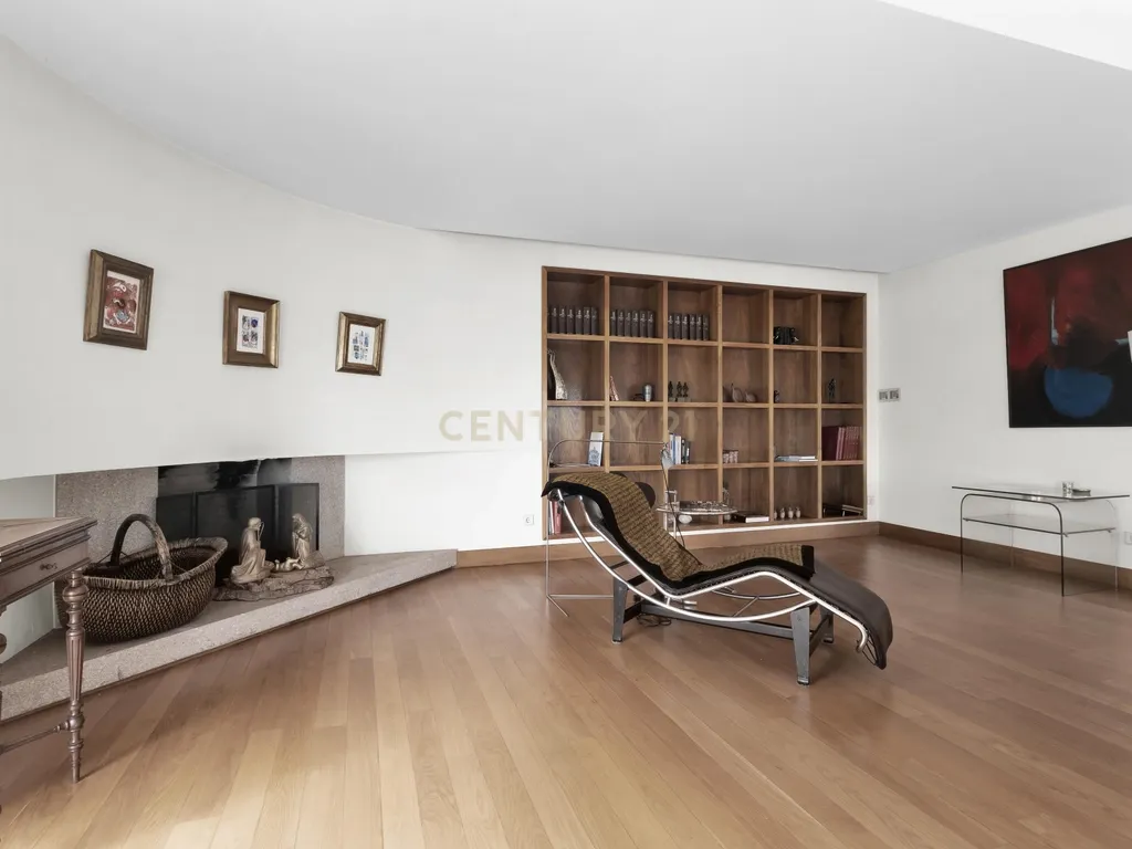 Moradia em vizela com 6 quartos e elevado potencial de investimento - Image 6