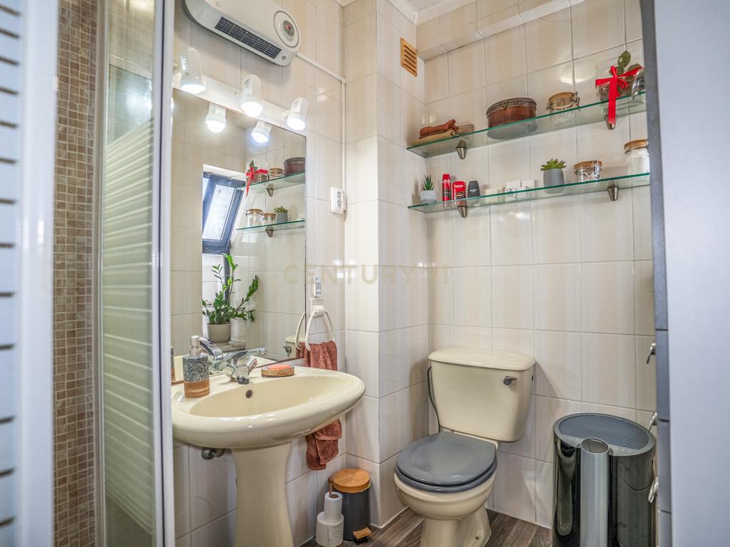 Apartamento Duplex T3+2 com Garagem Box - Image 19