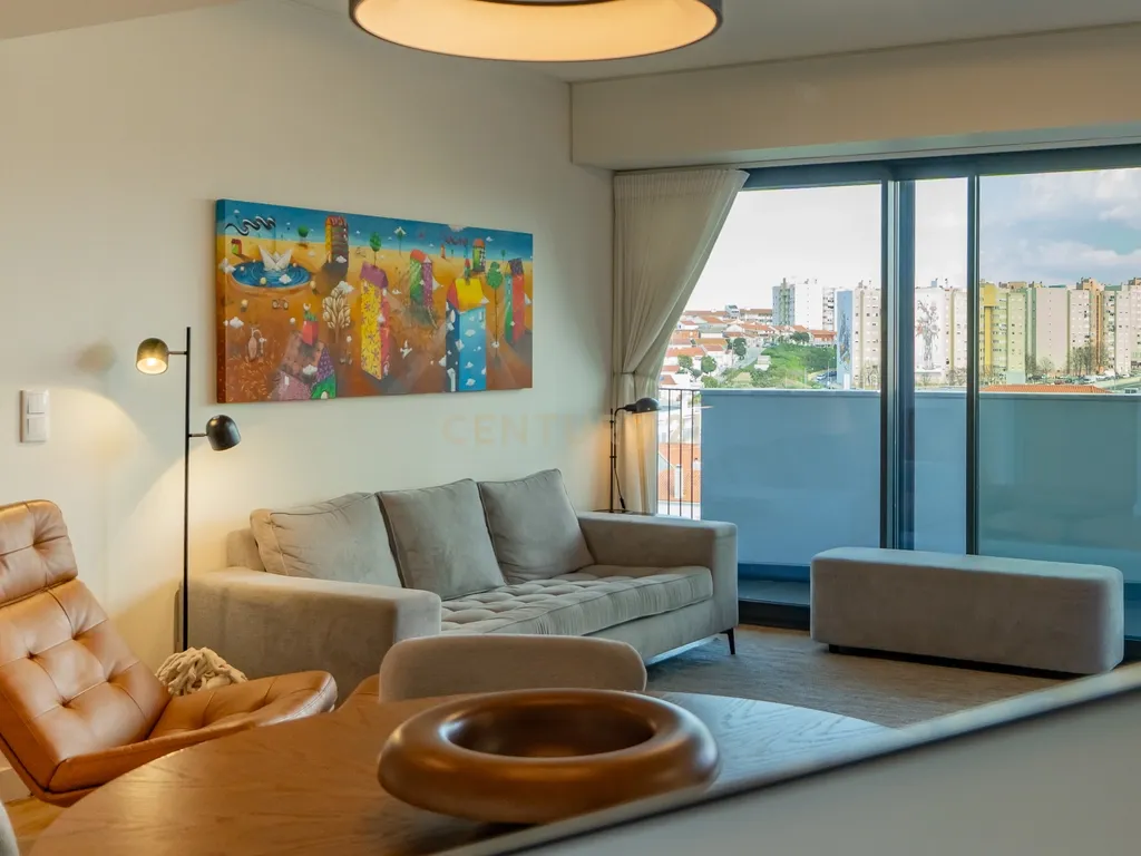 Apartamento T2 no VALRIO II junto ao Parque das Nações - Image 4