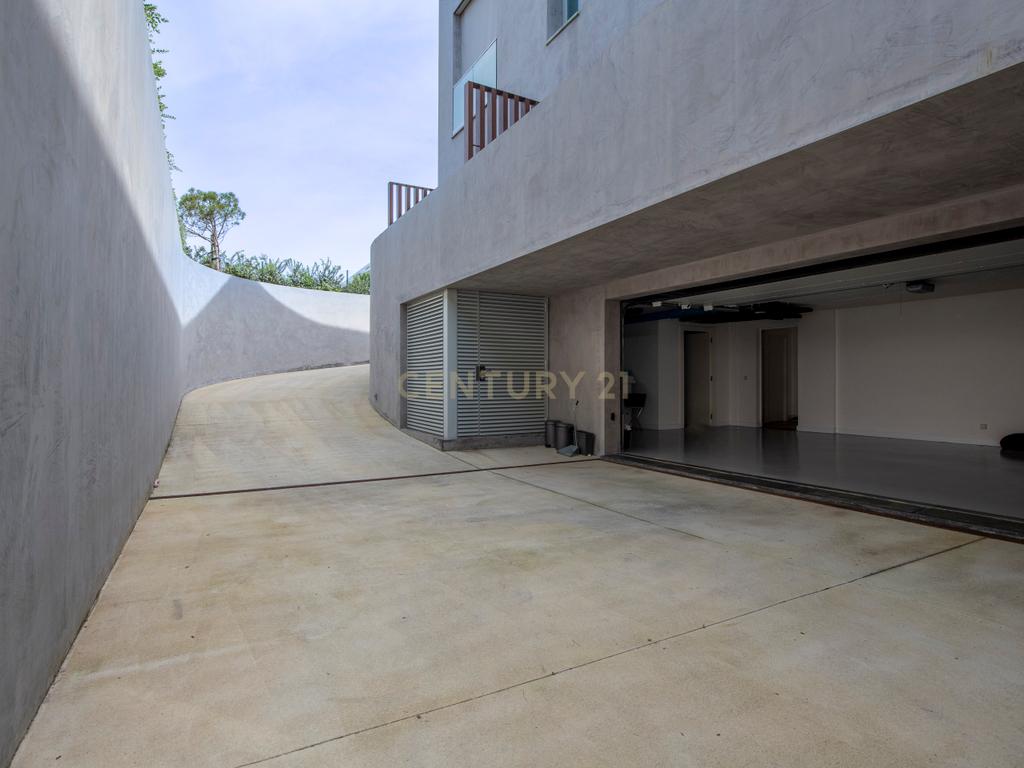 Moradia T5 no Bloom Marinha - Image 38