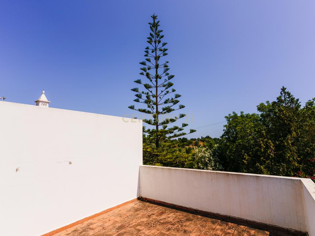 Quinta com 8660 m2 com Moradia, piscina e dois terraços panorâmicos em Silves - Image 19