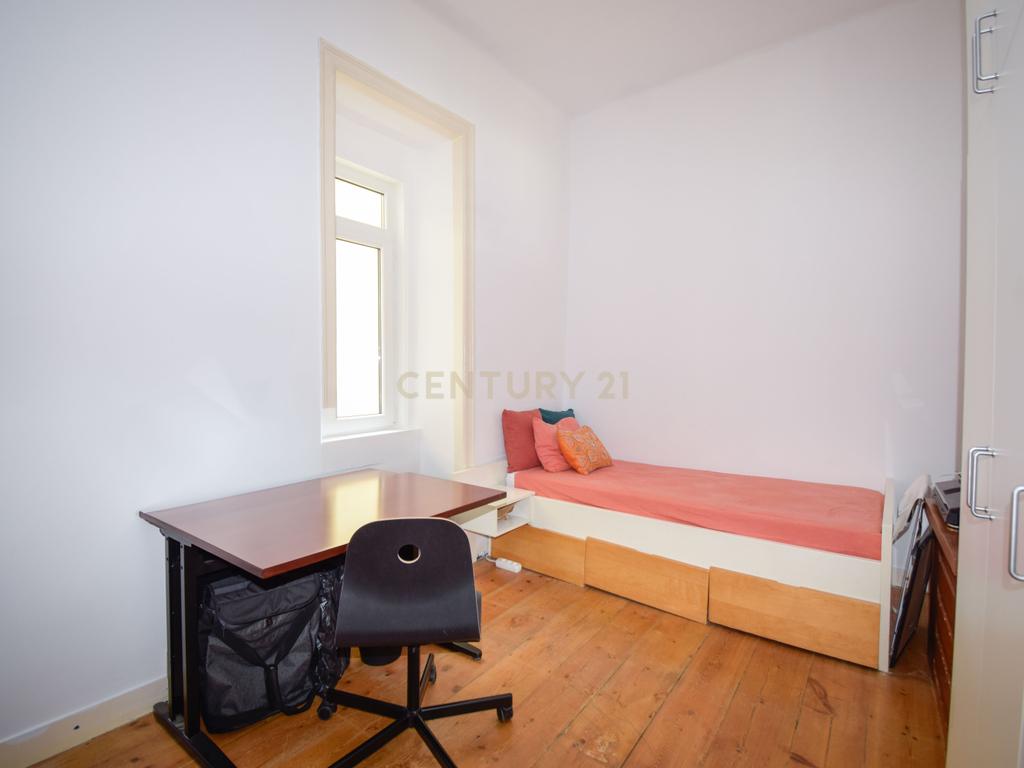 Apartamento T5 em Arroios: mais espaço, mais conforto e mais Família! - Image 28