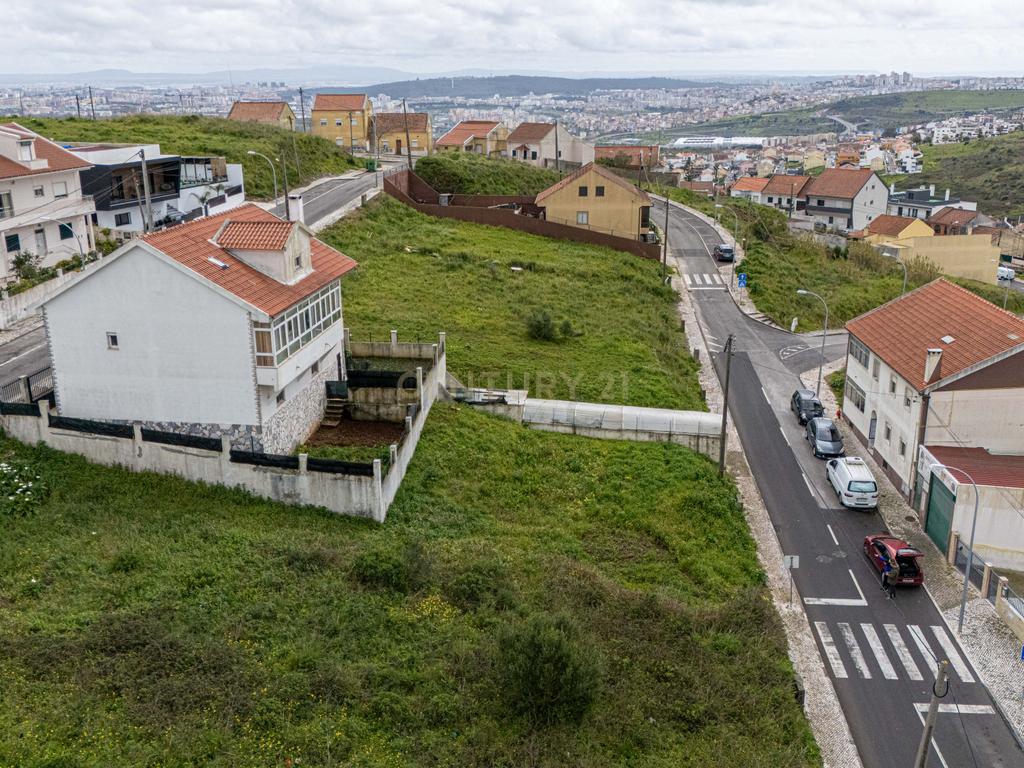 Terreno Urbano para construção de moradia unifamiliar (Casal de Cambra) - Image 12
