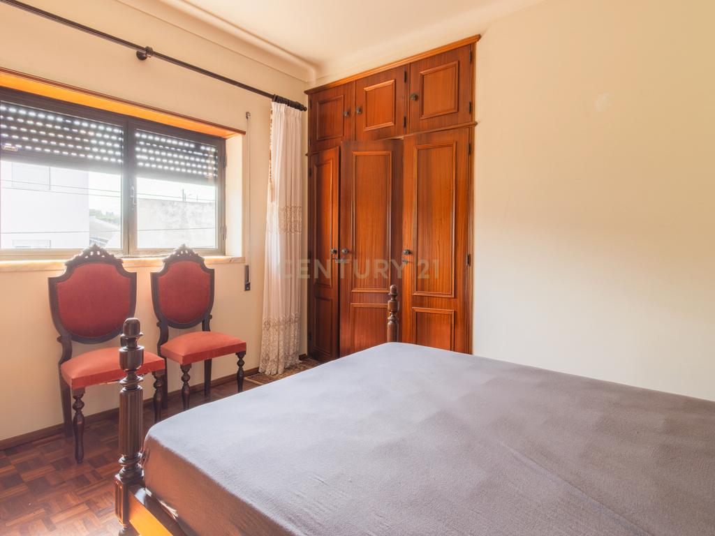 MORADIA EXCLUSIVA EM ALCOBAÇA – CONFORTO, ESPAÇO E POTENCIAL DE INVESTIMENTO! - Image 14