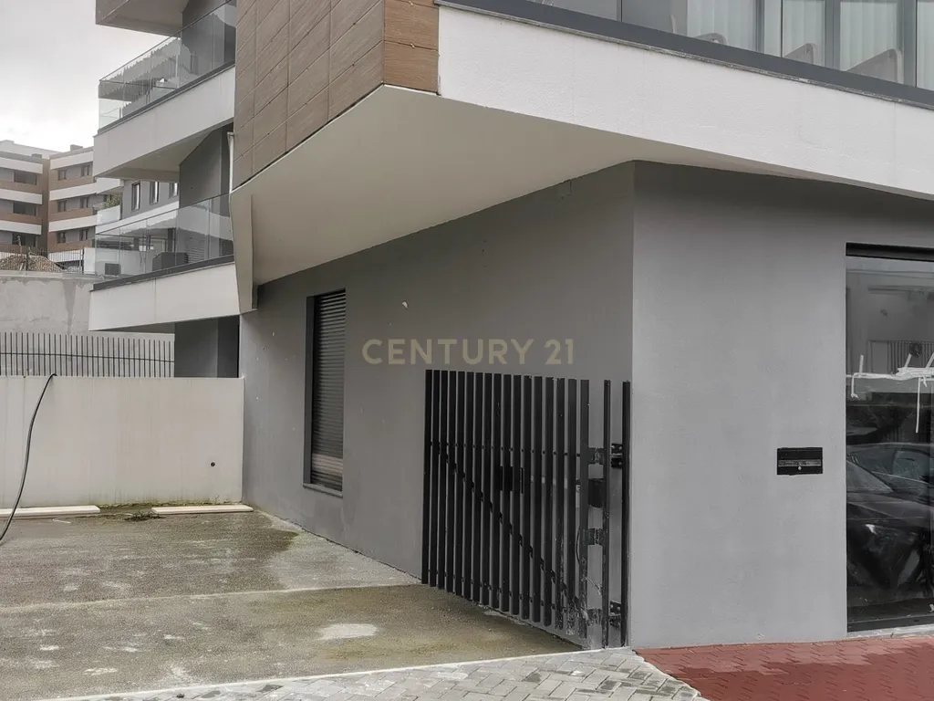 Loja Nova para arrendamento – Amadora - Image 2
