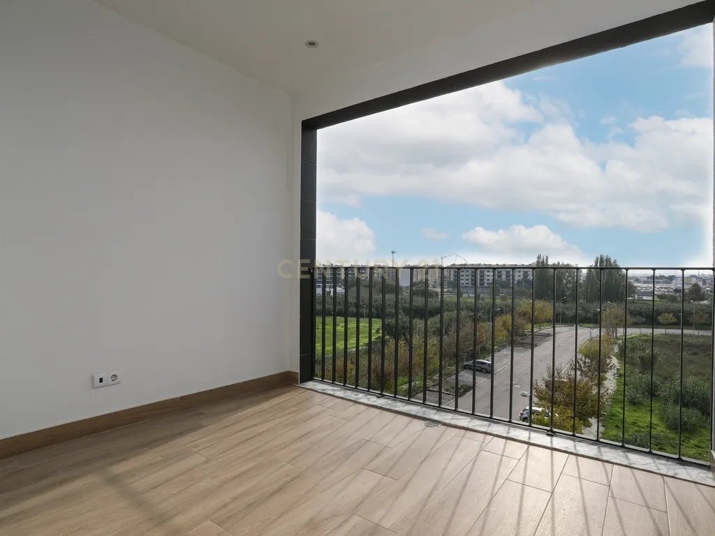🏡 Empreendimento Zeus — Modernidade e Sustentabilidade no Montijo - Image 49