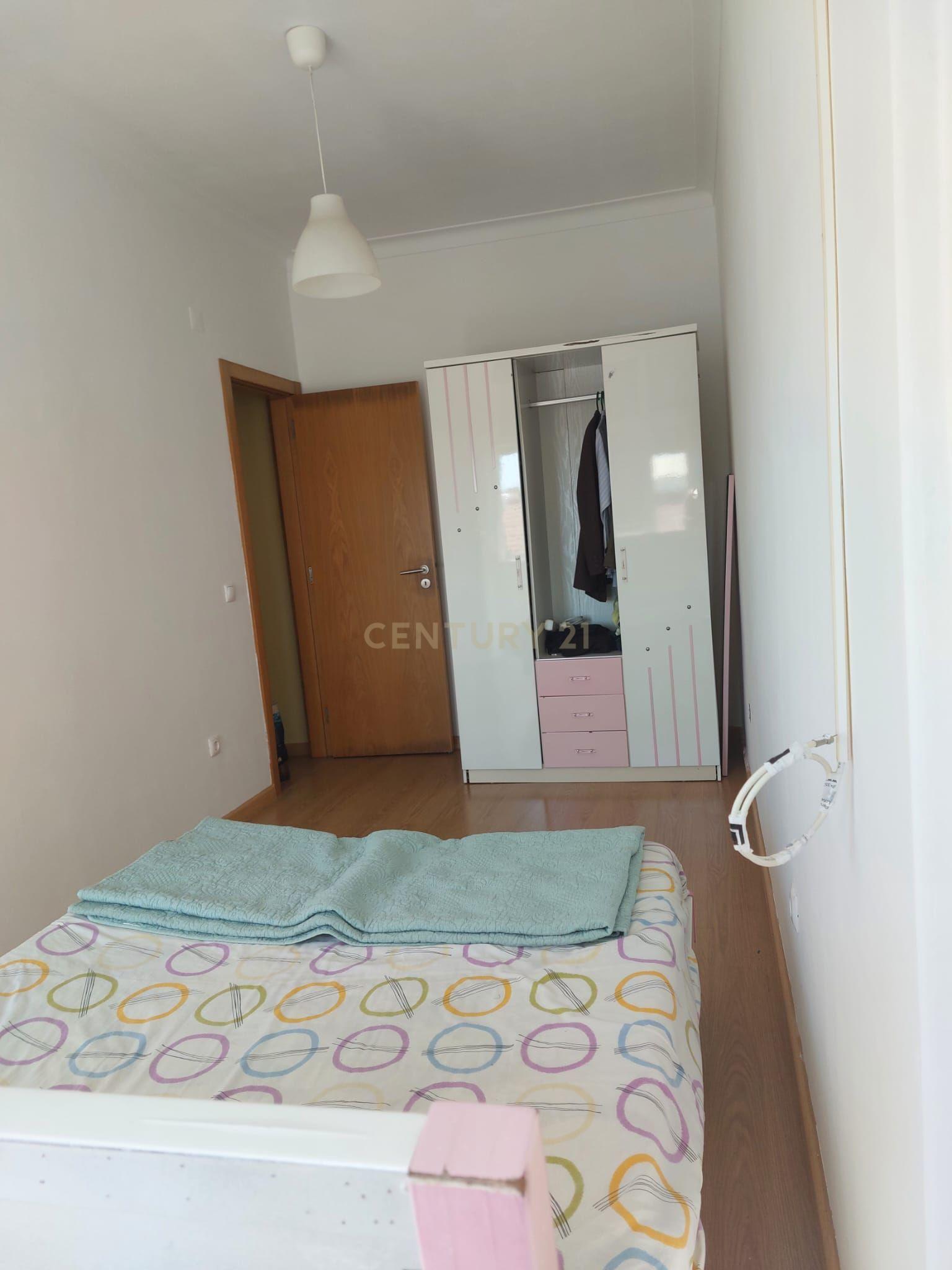 Fotografia 10 de Apartamento T3 em Amora, Seixal - Oportunidade Única!
