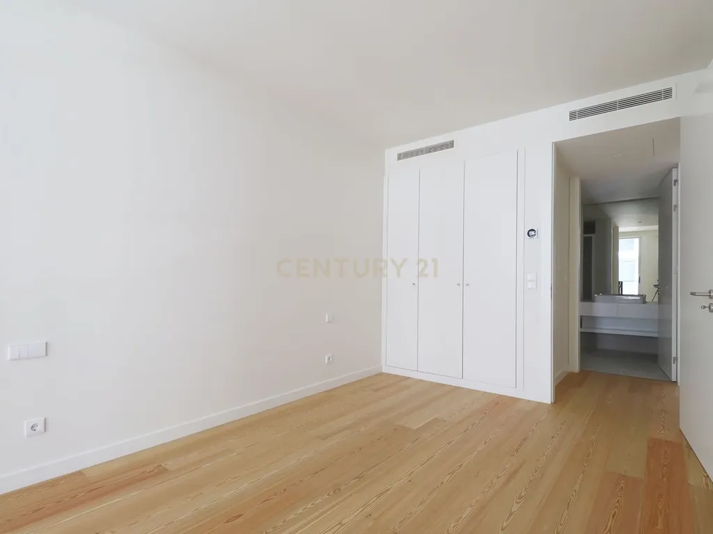 Apartamento T2 Exclusivo com Vista Mar – Totalmente Mobilado e Equipado - Armação de Pêra - Algarve - Image 18