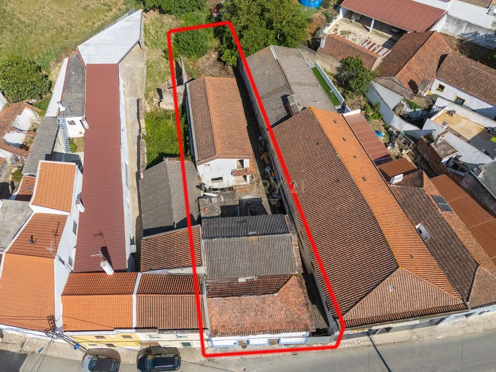 Moradia com Potencial de Investimento | Olhalvo - Alenquer - Image 33