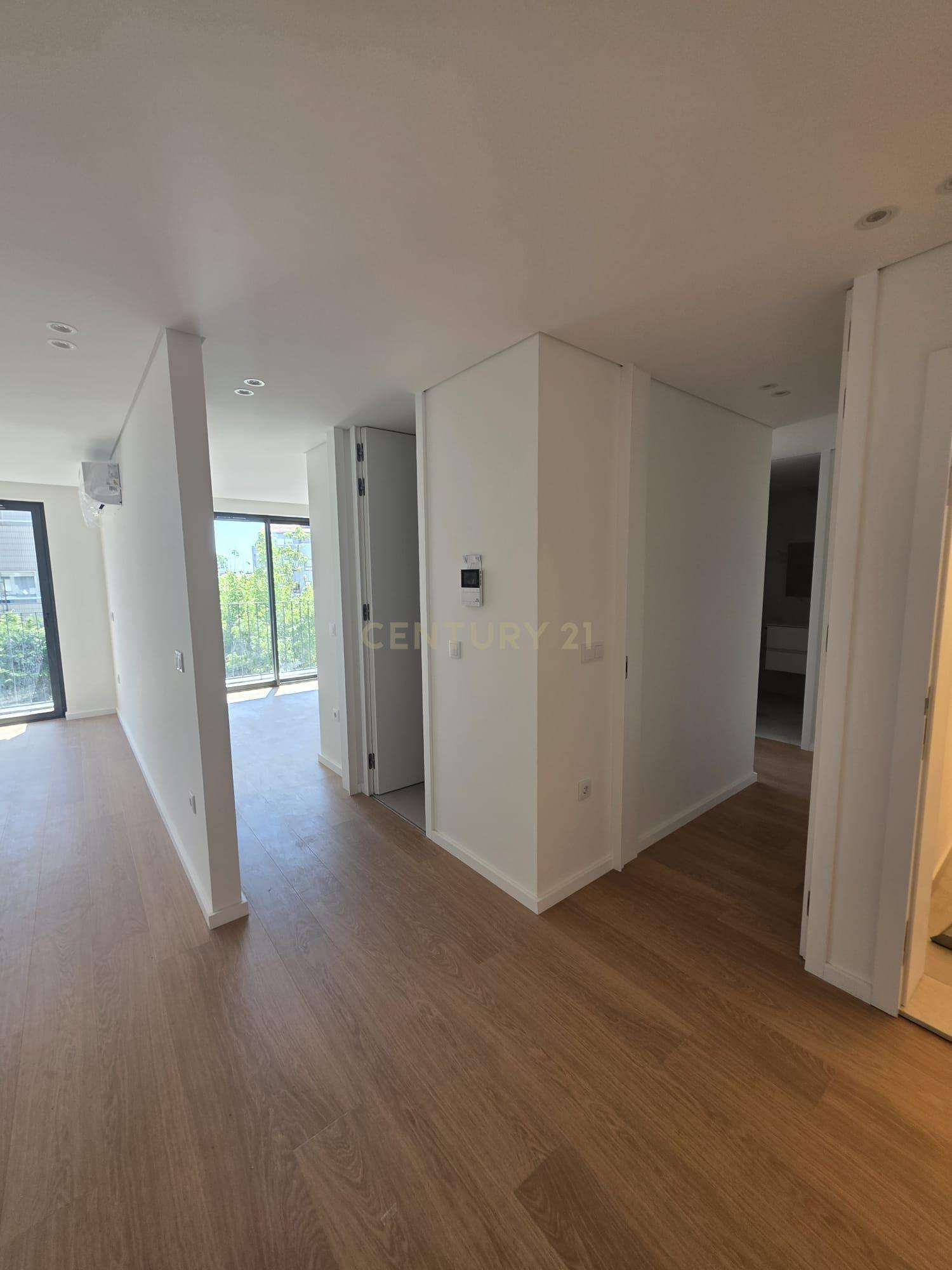 Fotografia 2 de Apartamento Novo T1 em Vila Nova de Gaia com Garagem
