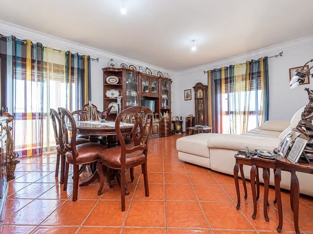 Apartamento T3 nos Quatro Caminhos - Image 14