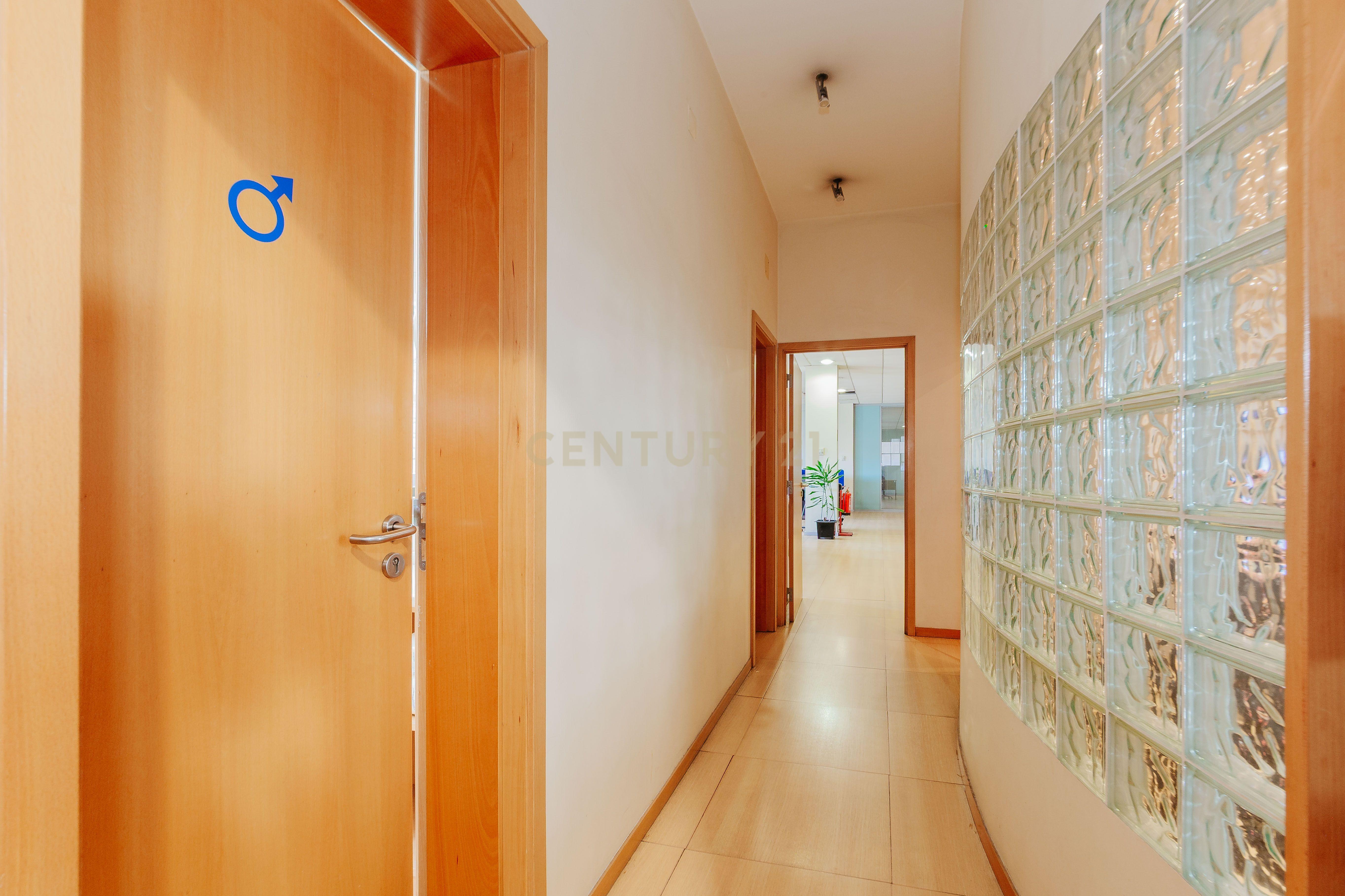 Fotografia 10 de Espaço comercial ou Escritório na Matinha | 651 m² | Vista Ponte Vasco da Gama