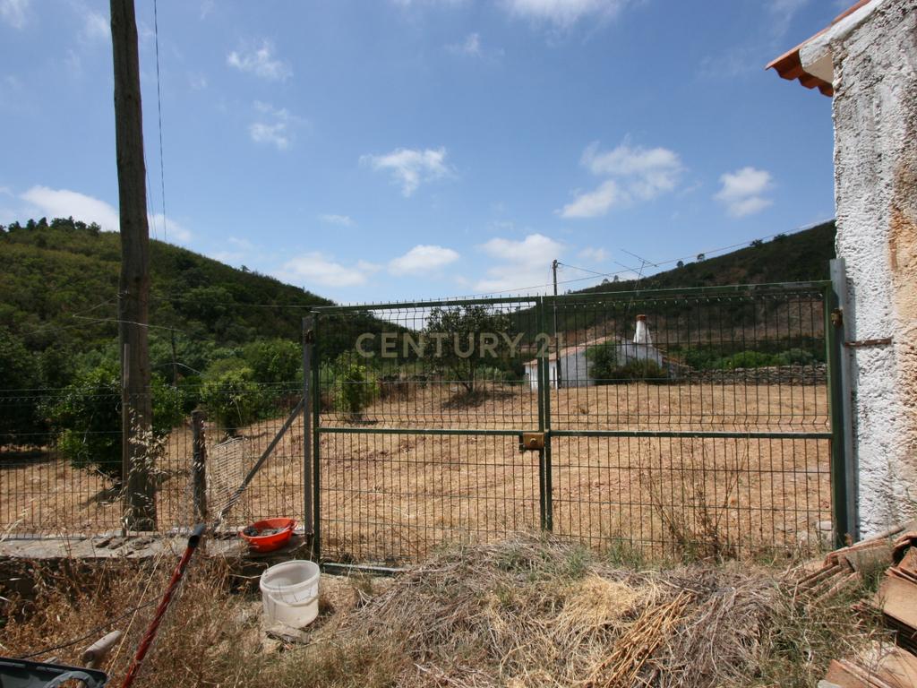 Quinta tradicional com moradia, garagem e vários anexos em terreno de 2020 m2, Zebro de Baixo, Silves - Image 28