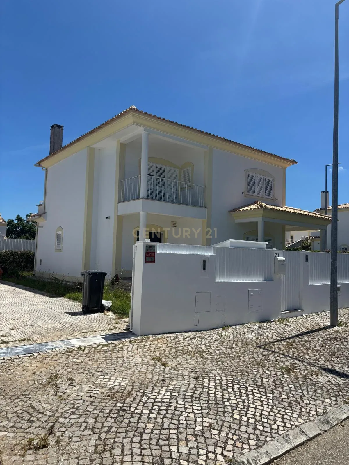 Moradia T3 para Arrendamento em Sesimbra – Carrasqueira - Image 1