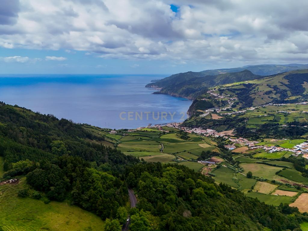 🌿 Terreno Agrícola com 21.135 m² – Faial da Terra, Povoação 🌿 - Image 13