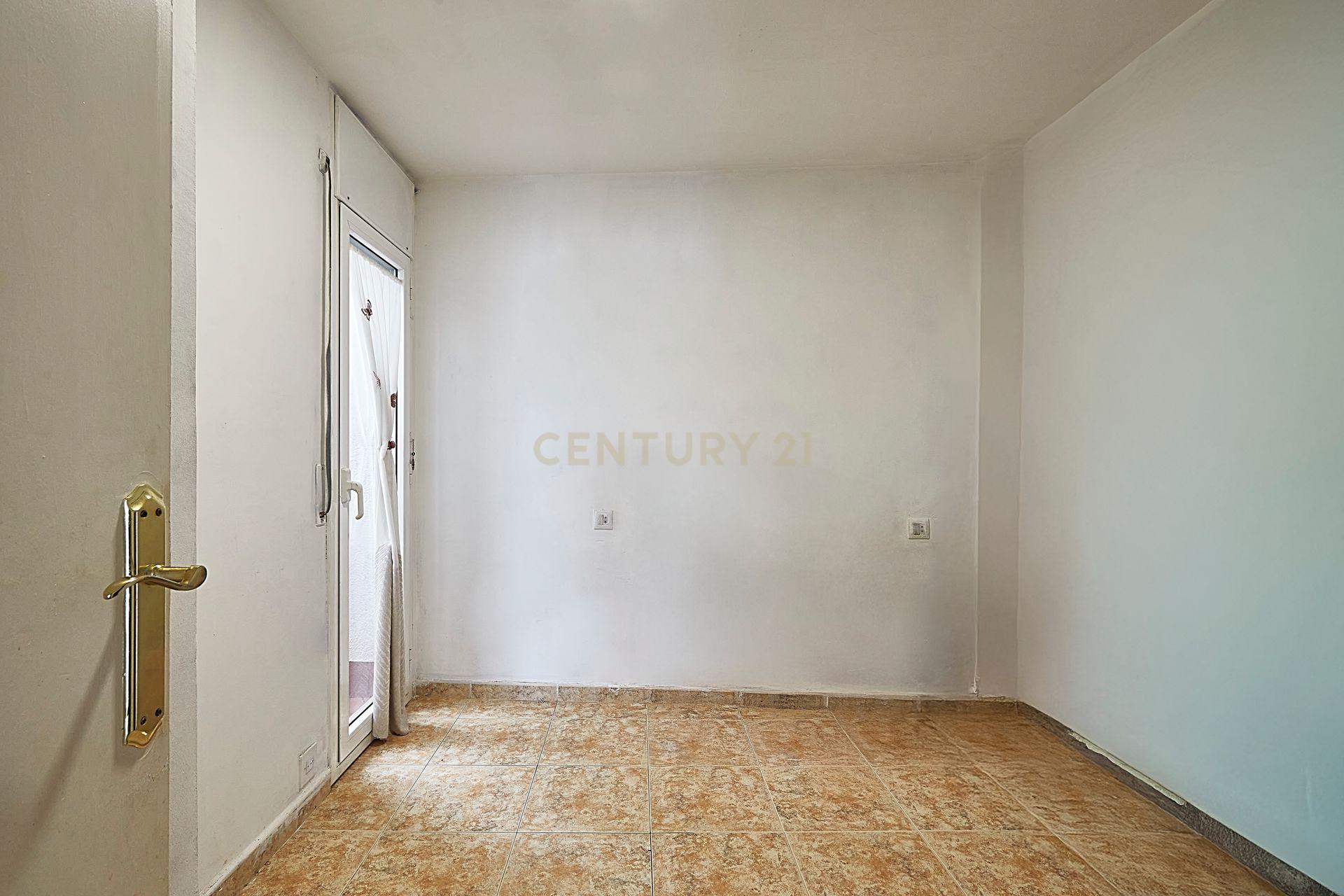 - Image 18