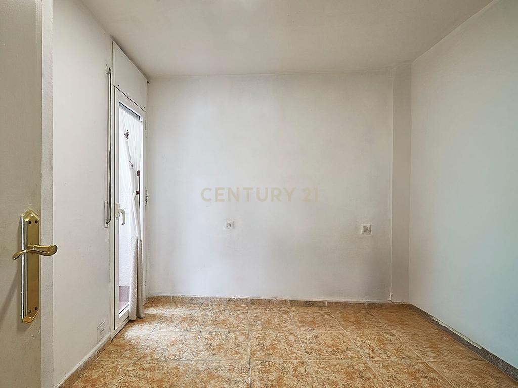  - Image 18