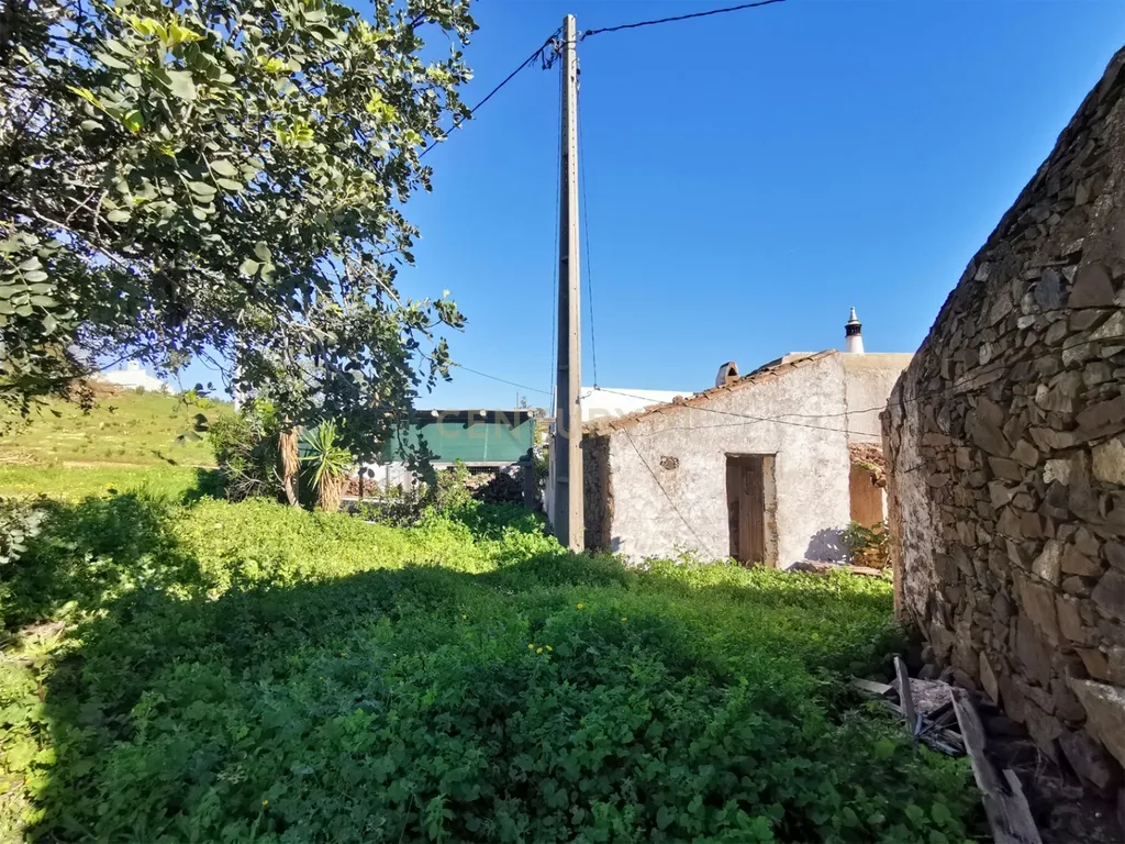 Oportunidade! - Projeto Aprovado Para Moradia com Vista Mar e Serra - Image 14